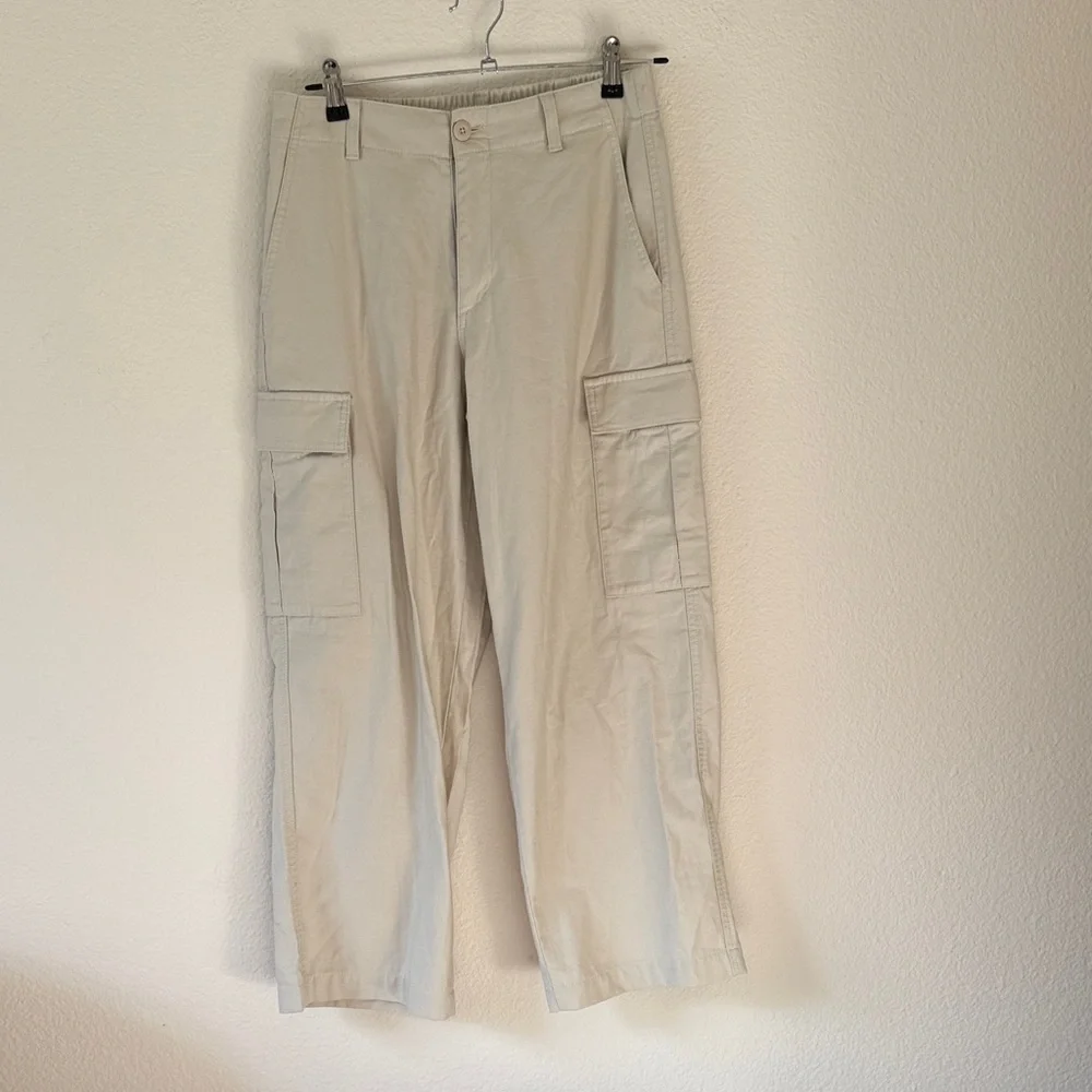 Uniqlo Beige Cargo Pants Petite - Picture 1 of 4